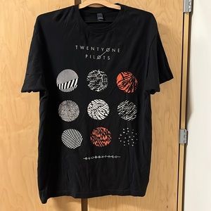 Large Twenty One Pilots Blurryface T-shirt